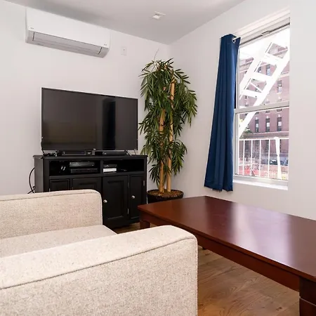 Brooklyn Heights 30 Day Rentals